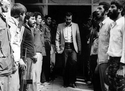 ستاره کابینه شهید رجایی که بود؟