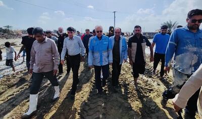 استاندار هرمزگان: دولت تا بازگشت کامل زندگی کنار مردم سیل‌زده جاسک می‌ماند