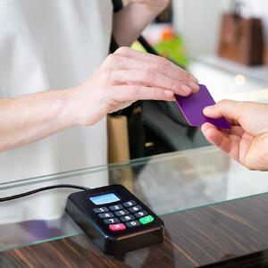  چرا ثبت شماره موبایل مشتریان به یکی از مهم‌ترین مزیت‌های رقابتی کسب‌وکارهای حضوری تبدیل شد