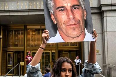 جنجال جدید در کنگره: دموکرات‌ها تصاویر تازه‌ای از جفری اپستین منتشر کردند