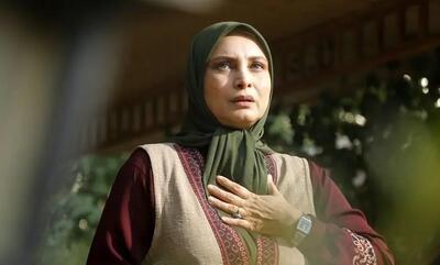 تیپ کریسمسی مریم کاویانی در دبی واکنش برانگیز شد