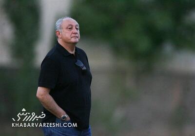 فحاشی به کریم باقری در تبریز روز تاریک فوتبال ایران را رقم زد/ کمیته انضباطی با کسر امتیاز ورود کند