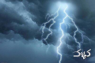 ببینید؛ لحظه هولناک برخورد صاعقه به برج خلیفه در دبی + ویدئو - مجله اینترنتی کولاک