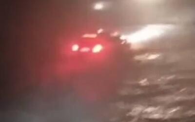 فیلم/ لحظات نفس‌گیر نجات سرنشینان خودرو از سیل طبس