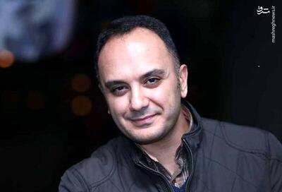 احسان کرمی: تنها کسی که فحش نمی‌خورد جمهوری اسلامی است!