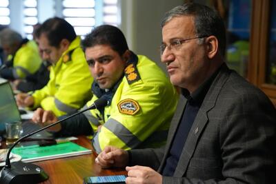  محمودی: ۵۵۰ کیلومتر معابر شهری اراک جهت افزایش ایمنی خط کشی شد