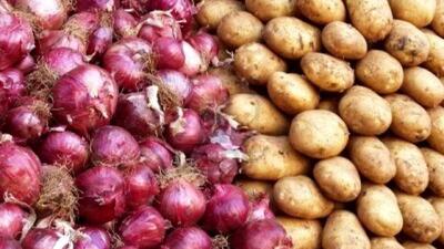 سیب‌زمینی و پیاز به میزان کافی ذخیره‌سازی شده است
