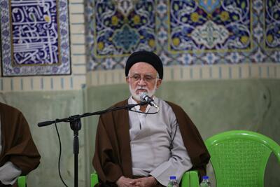  طاهری: روحانیت باید در دانشگاه‌ها حضور مستمر و فعال داشته باشد