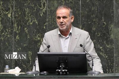 نماینده مجلس: وضعیت حقوق کارکنان دولت و کارگران نگران‌کننده است