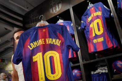 اعلام پرفروش‌ترین‌ پیراهن‌های فوتبالیست ها در سال 2025