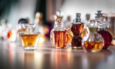  راهنمای خرید عطر؛ چگونه پخش بو و ماندگاری عطرها را تشخیص دهیم