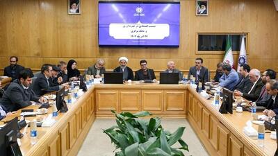  صف‌های تخصیص ارز نتیجه اولویت‌بندی وزارت صمت است | برنامه‌ای برای توقف یا بستن تالارهای ارزی وجود ندارد