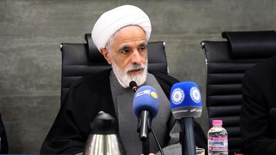 تأکید بر شفاف‌سازی قوانین، مقررات و اطلاع‌رسانی به‌موقع