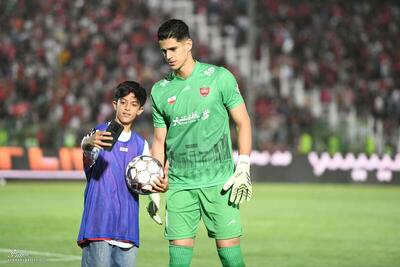 نیازمند در تبریز ثابت کرد پیراهن تیم بزرگ تغییرش نمی‌دهد/ دروازه‌بان پرسپولیس لایق بازی در جام جهانی است - پارس فوتبال