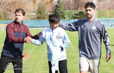 ویدیو| تکرار ماجرای توپ جمع کن و مورینیو در لیگ برتر ایران! - پارس فوتبال