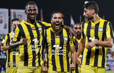 ستاره‌های فوتبال ایران مقابل قهرمان آسیا +عکس - پارس فوتبال