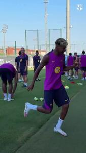 ویدئو: شوخی یامال در تمرینات بارسلونا - پارس فوتبال