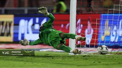 بخش اعظم برد تراکتور برابر پرسپولیس را مدیون بیرانوند هستیم - پارس فوتبال