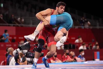 از عبدالله موحد تا بلوگلازوف اسطوره‌های قهرمانی‌های متوالی کشتی آزاد جهان - پارس فوتبال