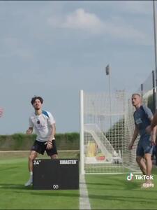 ویدئو: آمادگی بالای انریکه در تمرینات پاری سن ژرمن! - پارس فوتبال