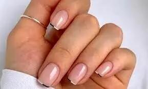  مانیکور میکرو فرنچ چگونه است؟+عکس