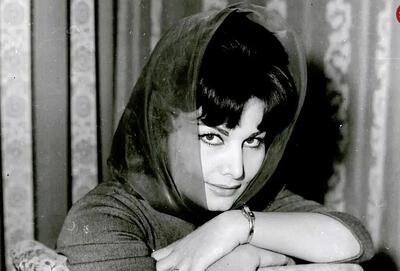  سفر در زمان؛ «ایرن» در 39 سالگی و با لباس محلی؛ سال 1345