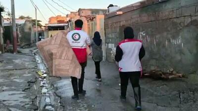  توزیع اقلام امدادی میان خانواده‌های آسیب‌پذیر در هرمزگان