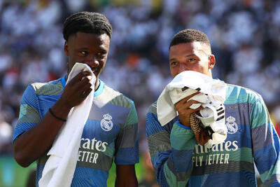 تبریک تولد بامزه ادواردو کاماوینگا به کیلیان امباپه / عکس