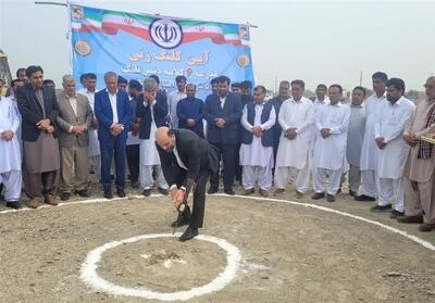 کلنگ‌زنی مدرسه 6 کلاسه روستای محروم قصرقند با حضور رئیس نوسازی مدارس - تسنیم