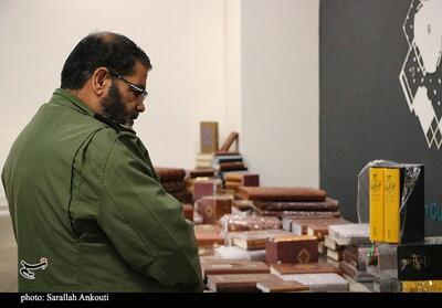 بازدید معاون هماهنگ‌کننده سازمان بسیج کشور از نمایشگاه بین‌المللی کتاب کرمان - تسنیم