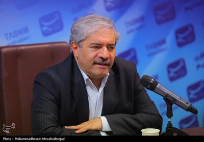 احیاء دریاچه ارومیه قطعاً ممکن است/ برخی تولید سیب را مهم‌تر می‌دانند!/سدهای فعال بیش از آمار وزارت نیرو است - تسنیم