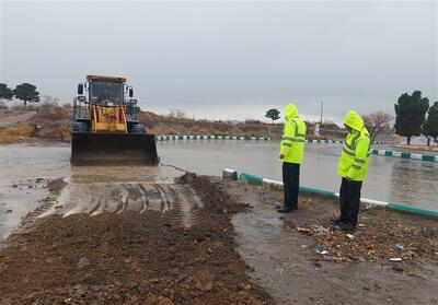 40 مورد آبگرفتگی در سطح شهر گناباد رفع شد عکس - تسنیم