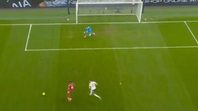 گل اول لیورپول به تاتنهام توسط ایساک