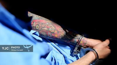 زمین‌گیر شدن سرکرده اوباش محله پیروزی + فیلم