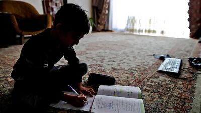  قطعی مداوم برق دانش آموزان دره کایدستا کول سیرا را به دردسر انداخت + فیلم
