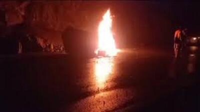  ریزش کوه و انسداد بخشی از محور ایرانشهر به سرباز پس از بارش باران