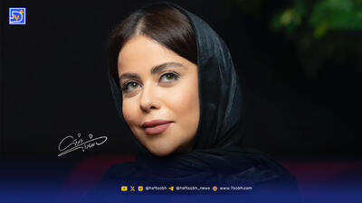 فیلم / چیدمان دلبرانه میز یلدایی الهام اخوان میترای سریال از یاد رفته با یک لباس شیک و باوقار ...