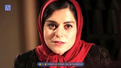  فیلم اهدای جایزه بهترین بازیگر زن درام به غزل شاکری توسط مریم سعادت