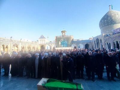 پیکر مرحومه اشرف بروجردی به خاک سپرده شد