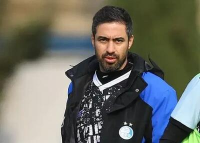 خسرو حیدری: خارجی‌های استقلال هم سر می‌دهند