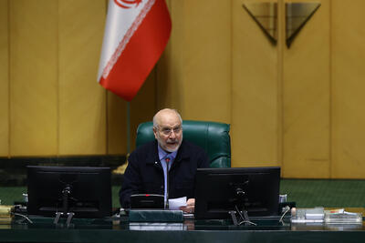 واکنش رئیس مجلس به گرانی‌ها: اگر اصلاحات ضروری توسط دولت صورت نگیرد، نمایندگان مجبور به آغاز فرآیند استیضاح خواهند شد