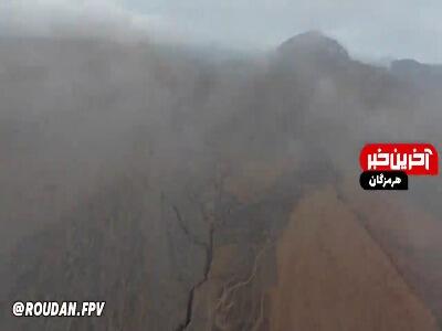  لحظه تماشایی شکافتن ابرها در ارتفاعات «گُرّوم» رودان