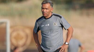  ژوزه مورایس را برق گرفت! | وضعیت عجیب موهای مورایس سرمربی اسبق سپاهان