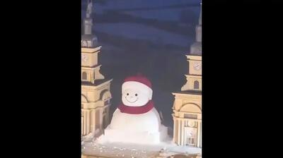  ساخت آدم‌برفی غول‌پیکر ۱۹ متری در هاربین چین (فیلم)