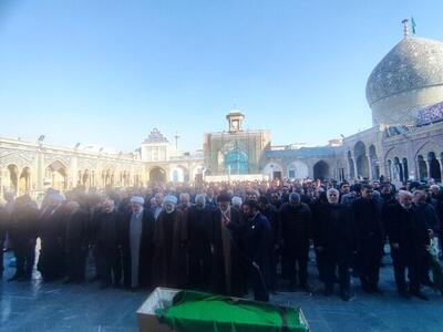 پیکر مرحومه اشرف بروجردی به خاک سپرده شد