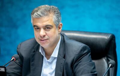  استاندار مرکزی : منابع مالی استان را در چرخه اقتصاد محلی نگه دارید