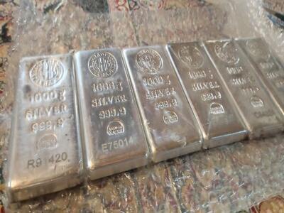 دادوستد ۲۹۸ میلیارد تومانی نقره در بازارهای بورس کالا