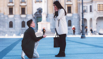  در جواب ابراز علاقه چه بگوییم؟ + ۲۰ جمله پیشنهادی