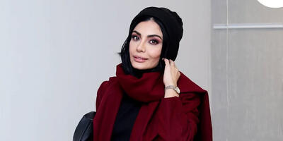  صحرا اسدالهی با کیف عجیبش جلوی دوربین‌های جشن حافظ ژست گرفت - چی بپوشم