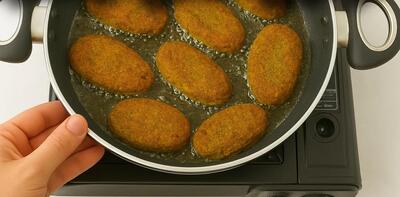  غذای گیاهی ایرانی خوشمزه کو کو عدس و سیب زمینی و هویج